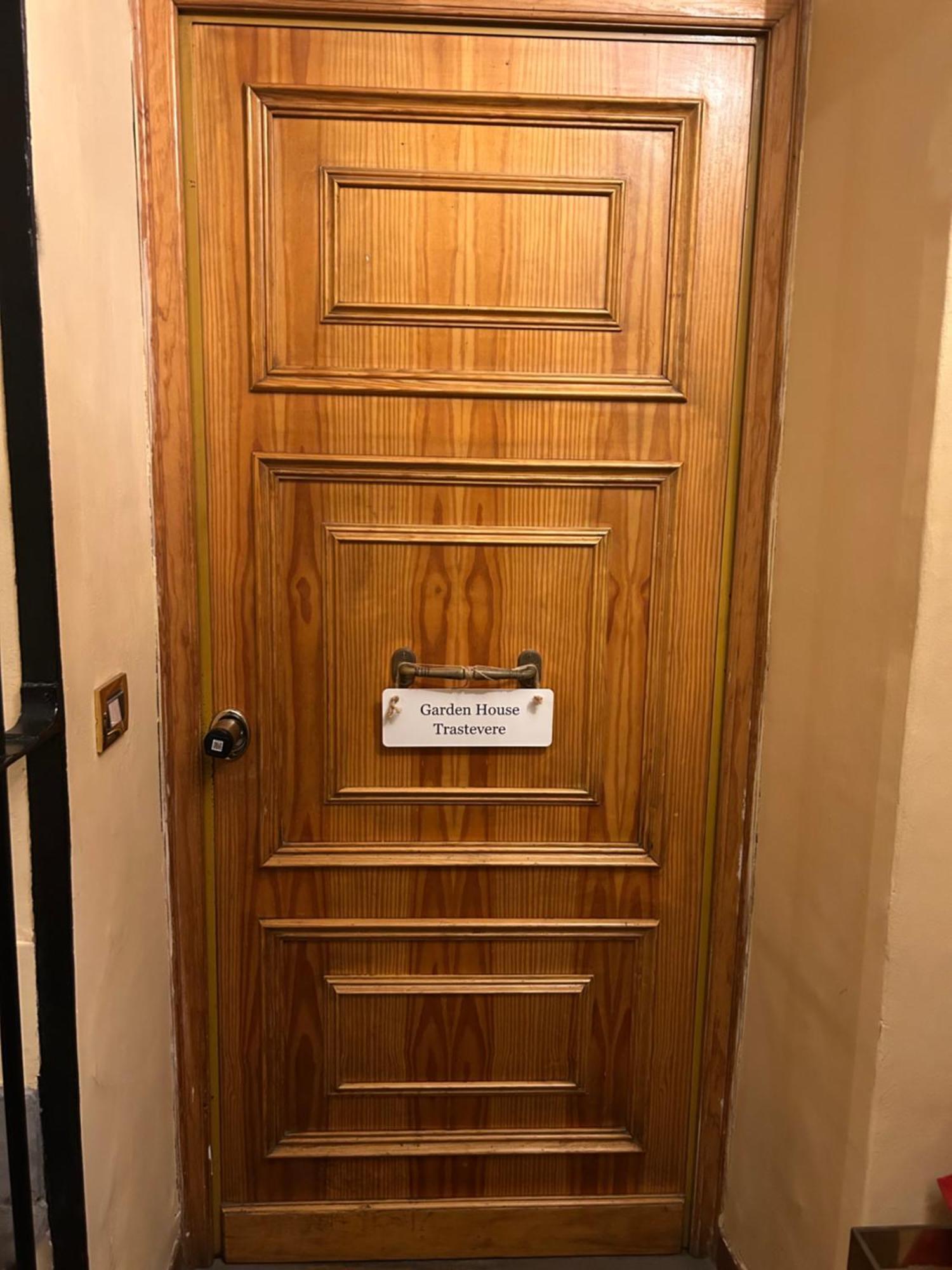 Garden House Trastevere Рим Экстерьер фото